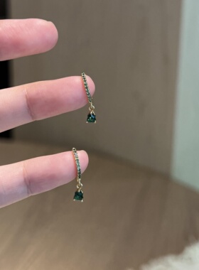 爆闪祖母绿水滴耳环2025新款爆款高级感耳扣耳钉轻奢精致气质耳饰