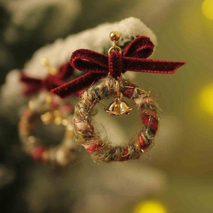 复古铃铛红色蝴蝶结耳钉高级感轻奢独特圈圈耳环方圆脸气质耳饰女