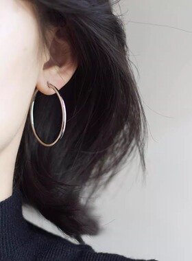 夸张素圈耳环2025新款高级感轻奢耳饰欧美风大圈圈修饰脸型耳圈女