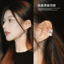 许我耀眼赵露思同款 耳夹女无耳洞耳骨夹 金属花朵纹理耳环2025新款