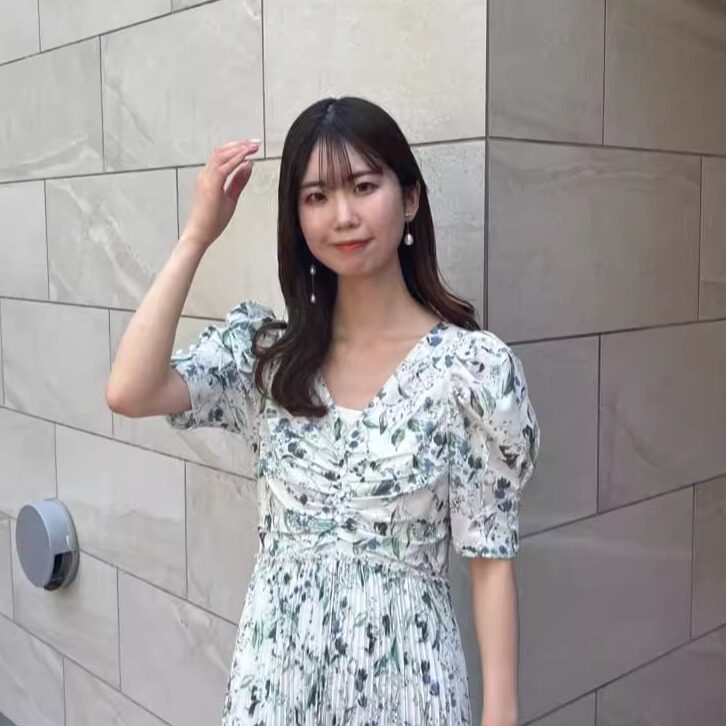 年终7折现货包邮税 UMII日连衣裙