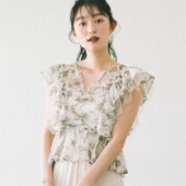 包邮 UMII日本代购 COCO 年终大促现货 DEAL印花荷叶领衬衫 75518011