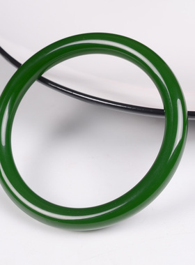 和田玉碧玉手镯菠菜绿女款礼物