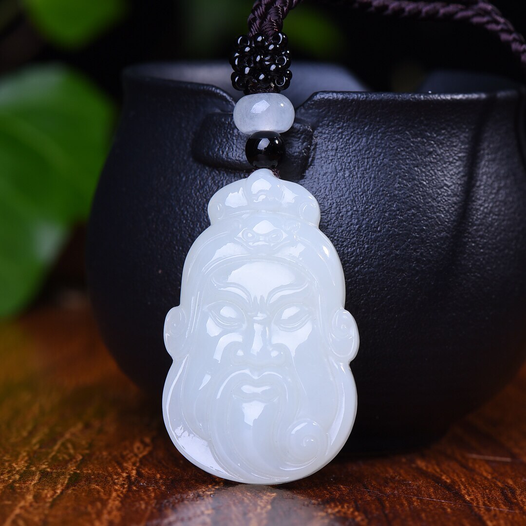 天然和田玉关公头吊坠男女生项链招财纳福挂件玉石饰品配饰礼物