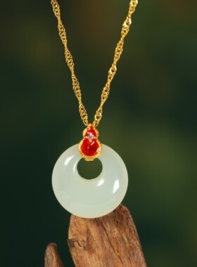 925银镶和田玉公主扣吊坠女生