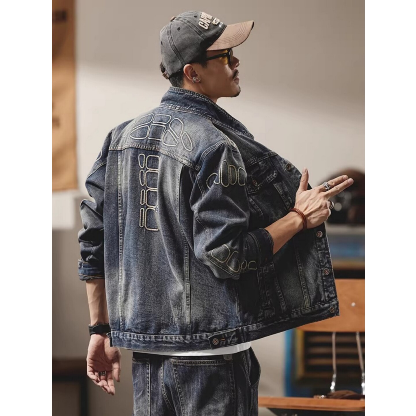 美式重磅机车立领牛仔外套男春秋款高端大码刺绣硬汉痞帅夹克上衣,男装,牛仔外套,淘宝优惠券,粉丝福利购,淘宝优惠卷