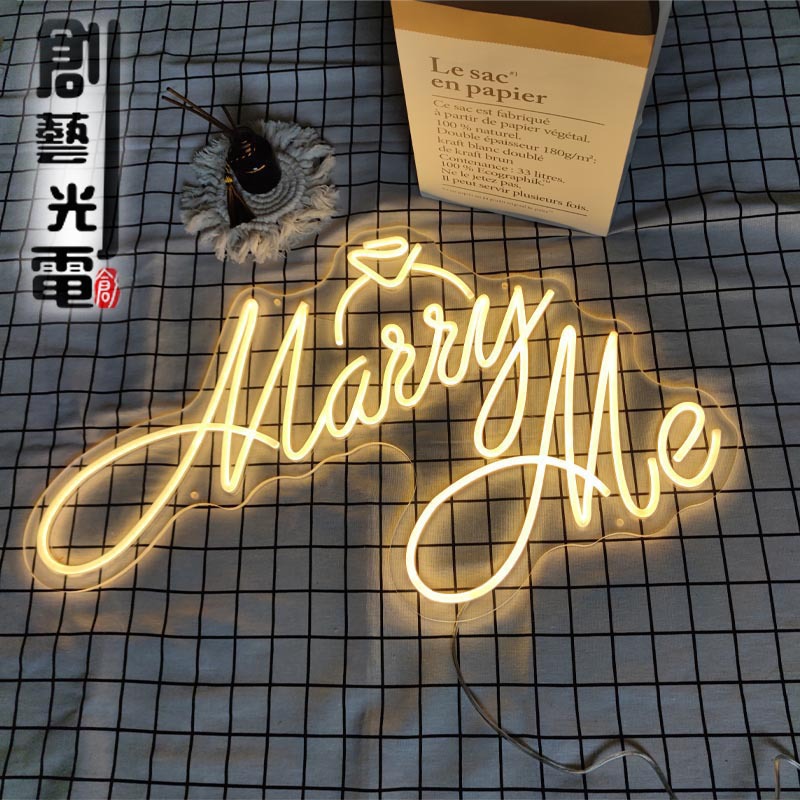 工厂直销LED霓虹灯marry me英文 嫁给我 表白装饰灯 柔性不伤眼