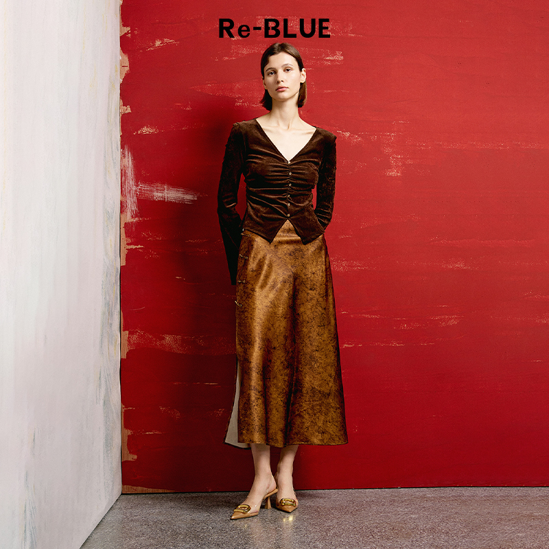 复古鎏金印花醋酸半身裙