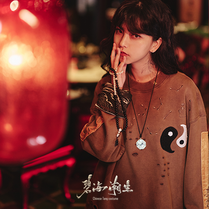 立体绣花太极卫衣碧海潮生