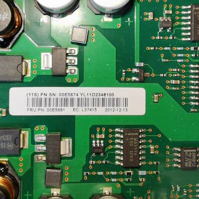 IBM 5662 00E5674 00E5681 175 MB cache RAID P770 P780 raid卡