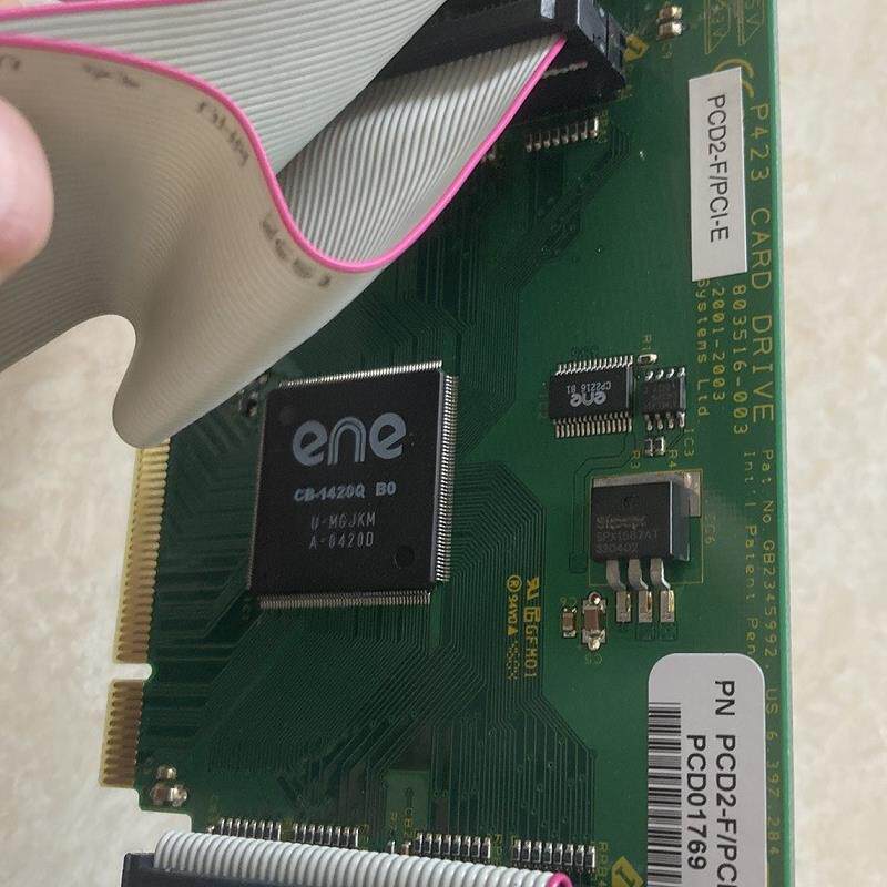 P423 PCI CARD DRIVE 双卡位 PCMCIA 读卡器 带前置接口 P2读卡器