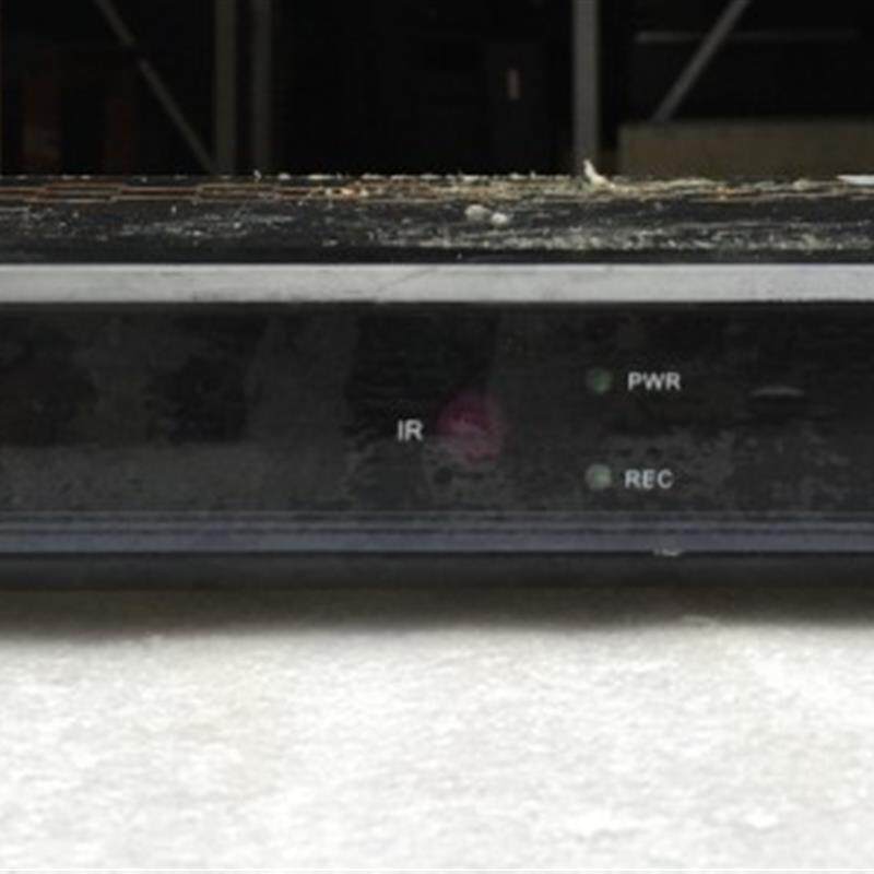 二手中维 JVS-D6004-S3 S1 4路8路模拟硬盘录像机支持手机远程