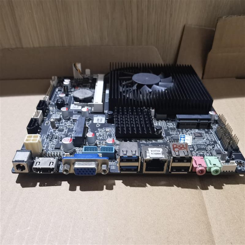 迷你一体机主板XT-HM76TLM VOB带i3 2代 DDR3 Lvds POS机主板
