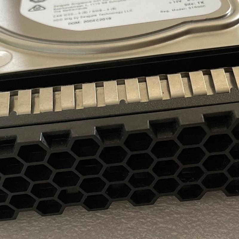 02311DYQ RH2288 1288 V3 V5服务器硬盘6T SATA 3.5 7.2K