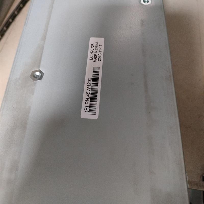 原装IBM EC:H26726 刀箱风扇 BFB1012GH 45W1232