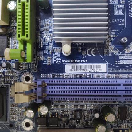 8S661FXMTIU技嘉661主板