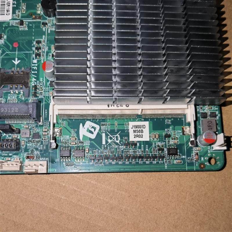 研域工控  ITX-M56_D812L J1800  一体机 工控机 一体机