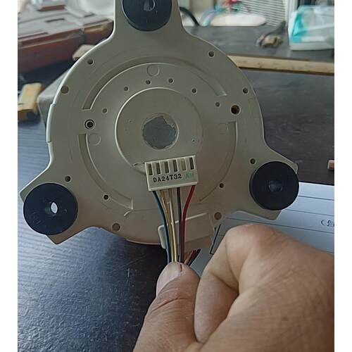 全新适用室内马达电机SlC-72FW-F192-3  210900124发新款