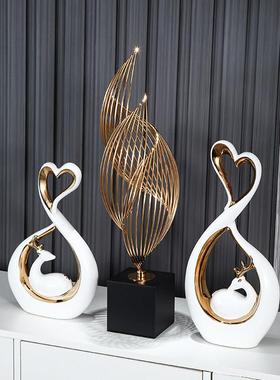 现代高档轻奢麋鹿结婚礼物送新人客厅电视柜装饰乔迁之喜新居礼品