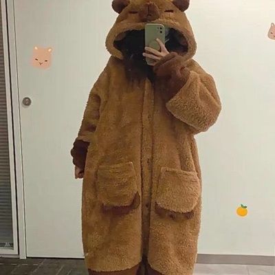 卡皮巴拉女珊瑚绒秋冬睡衣睡袍