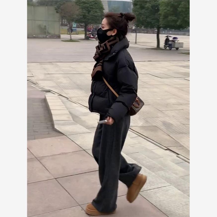 黑色短款羽绒服女小个子2