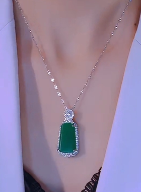 不掉色绿色无事牌吊坠项链冰种