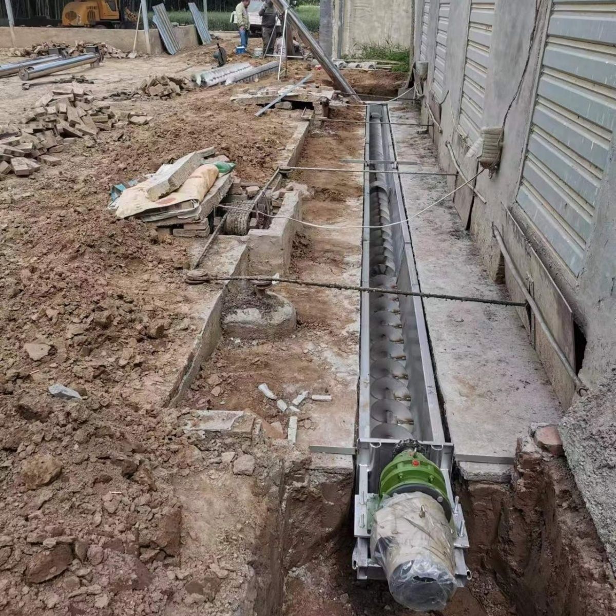 全不锈钢材质。  https://mobile.yangkeduo.com/goods.html?good