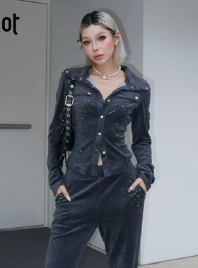 uhot/诱货深灰色高腰短款长袖上衣女舒适极简主义穿搭 UWWW2W724M