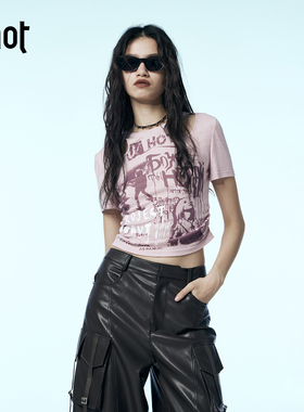 uhot/诱货粉色印花修身正肩短袖T恤女经典撞色镂空辣妹 UWWA2T210