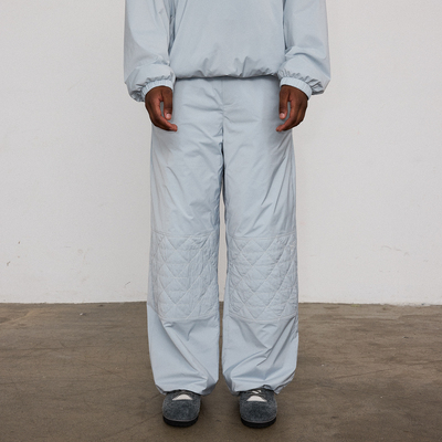 环洞菱格纹夹棉宽松长裤