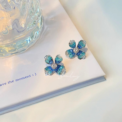 伊灿日韩蓝色水晶花朵耳钉女纯银