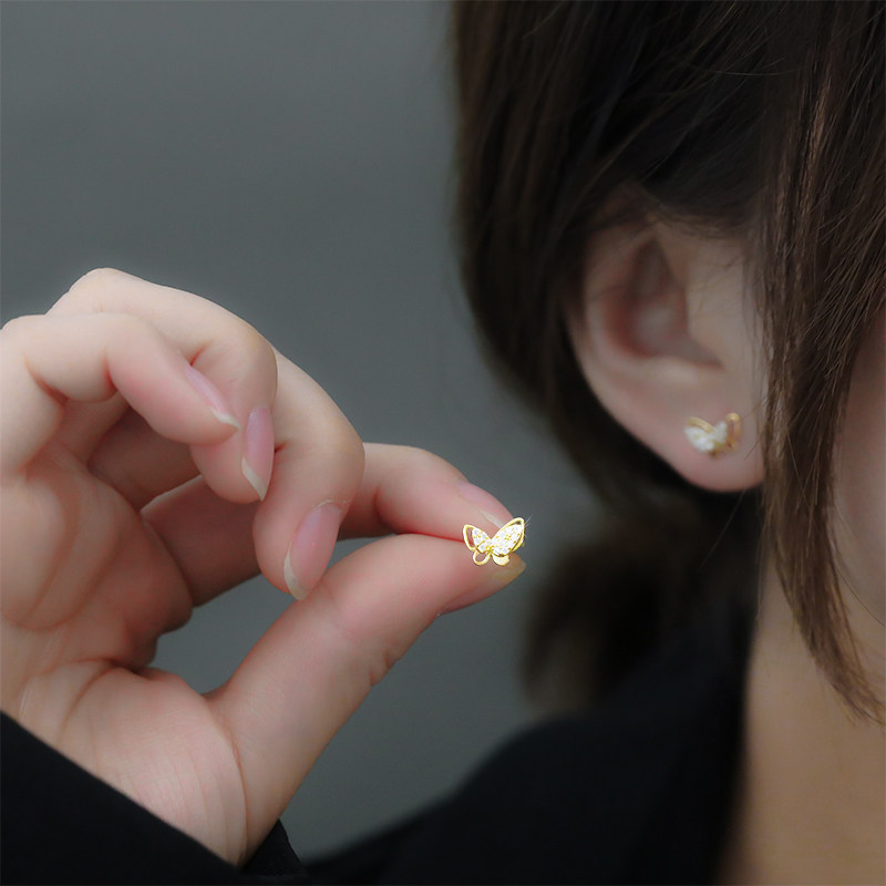 伊灿S999纯银水钻蝴蝶耳钉养耳洞