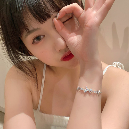 伊灿女水钻抽拉蝴蝶结手链
