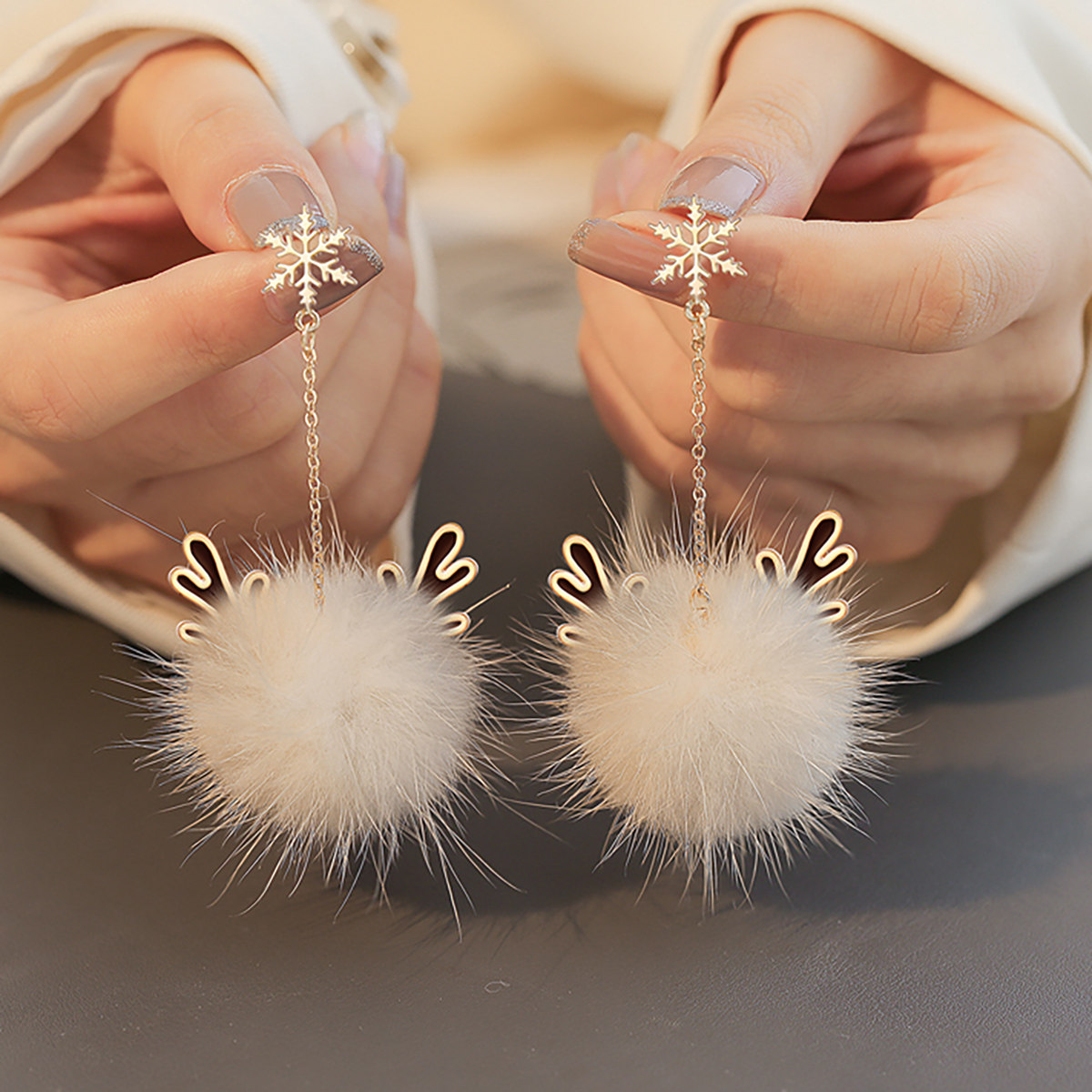 长款流苏毛绒麋鹿纯银耳钉女气质氛围感独特耳环2025新款爆款耳饰