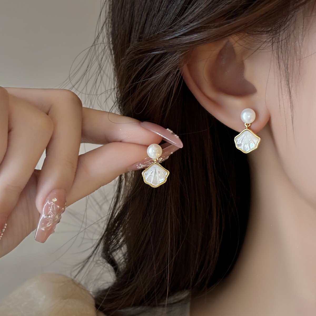 伊灿韩国扇形珍珠贝壳耳钉女