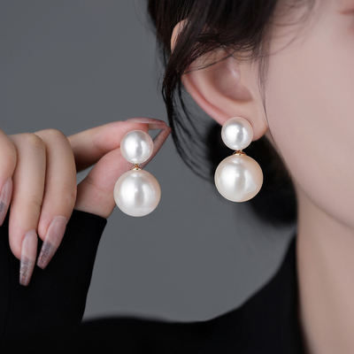 伊灿气质大珍珠耳环女