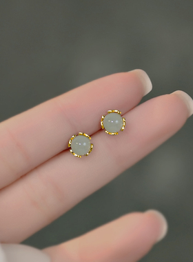 S999纯银玉石耳钉2025年新款潮养耳洞小巧耳环女气质睡觉免摘耳饰