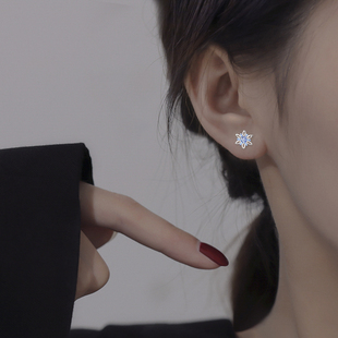 S999纯银针雪花耳钉2025年新款潮养耳洞耳环小众设计感高级耳饰女