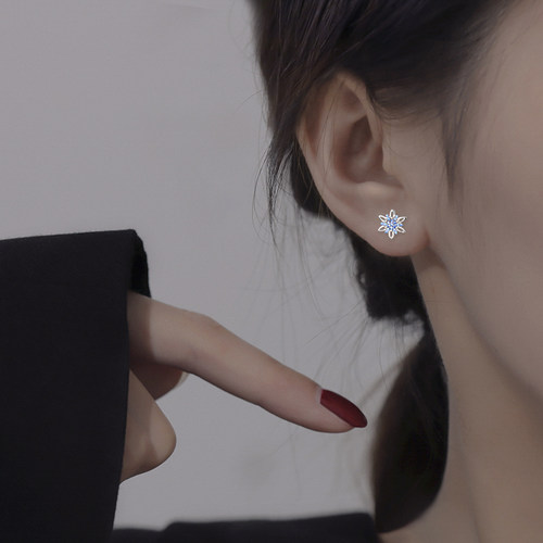 伊灿S999纯银养耳洞雪花耳钉女