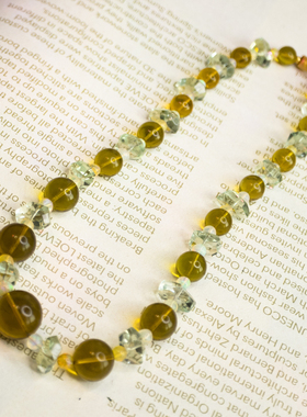 吸睛长链混彩80cm俏皮小珠珠玩趣