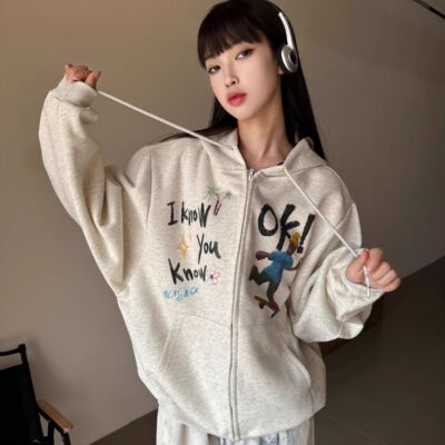 2025新款儿童连帽开衫卫衣女童秋冬美式卡通滑板印花中大童外套潮