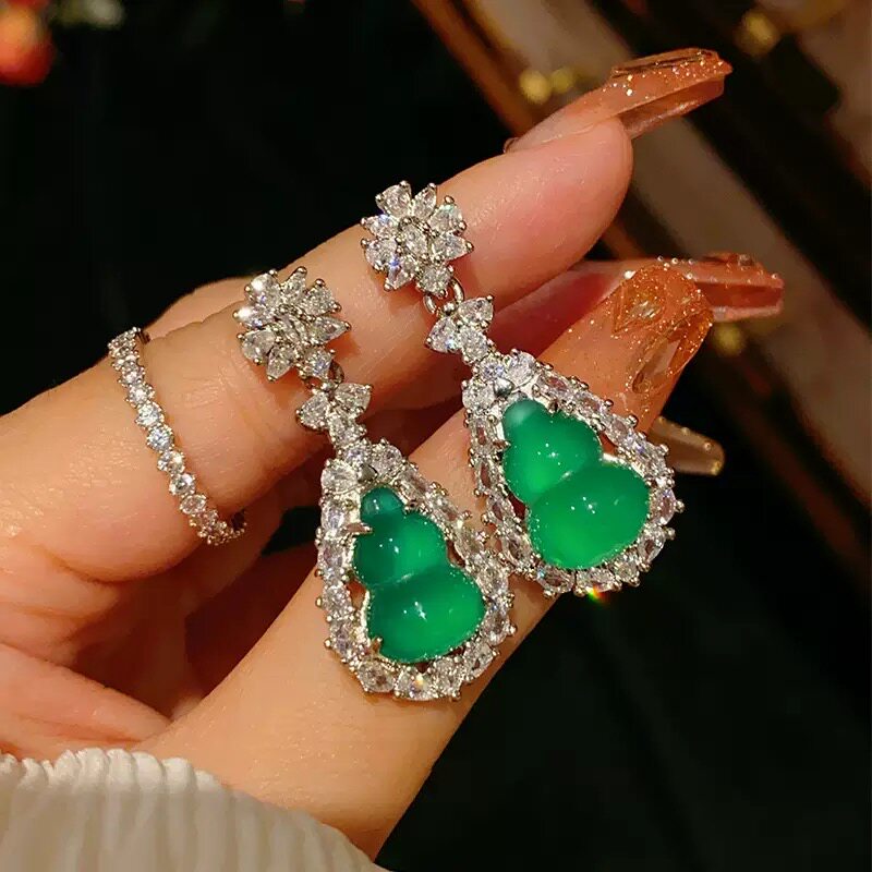 S925银新中式绿玉髓蛋面葫芦耳环