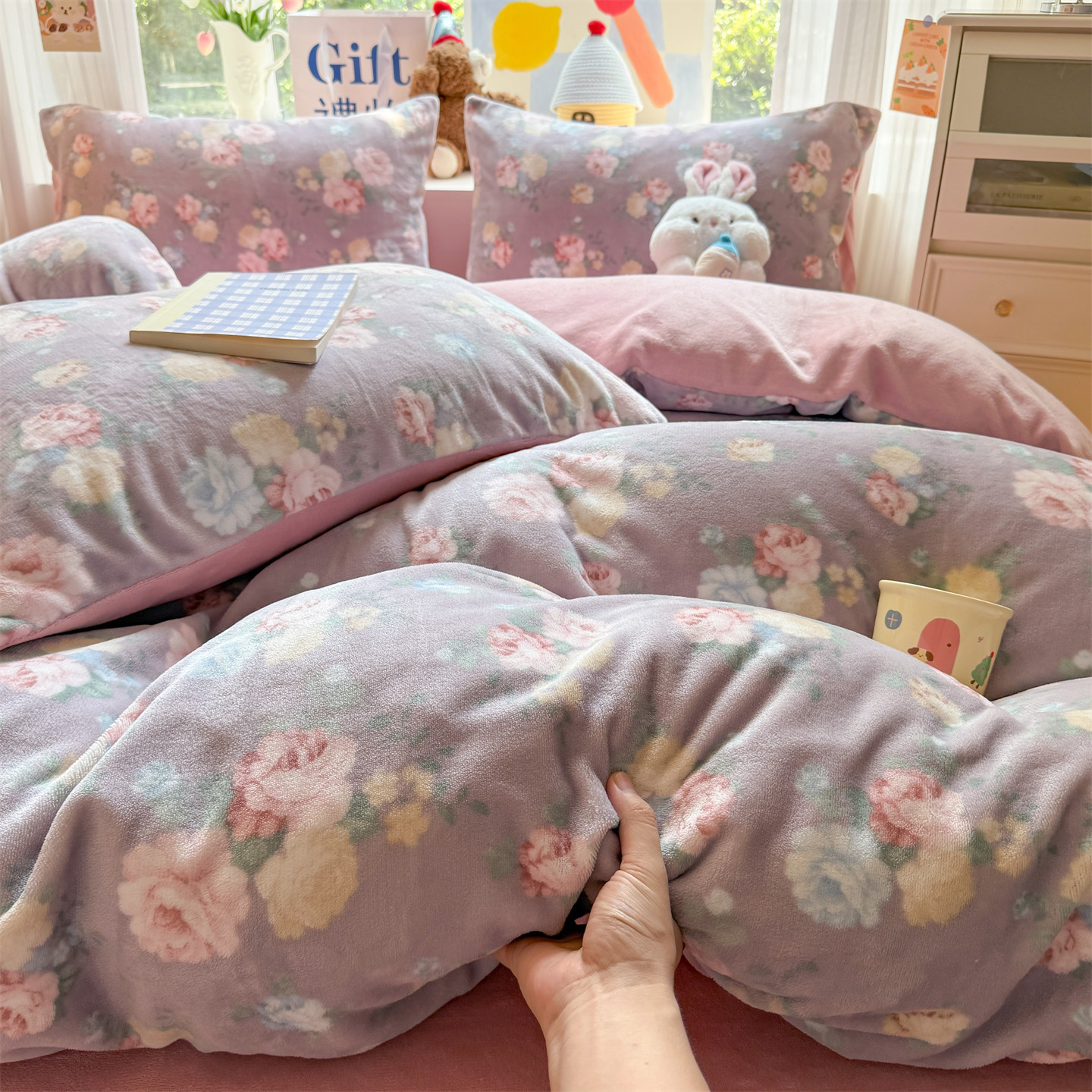牛奶绒毛绒四件套2025新款冬天床上加绒床单珊瑚绒儿童用品床笠款