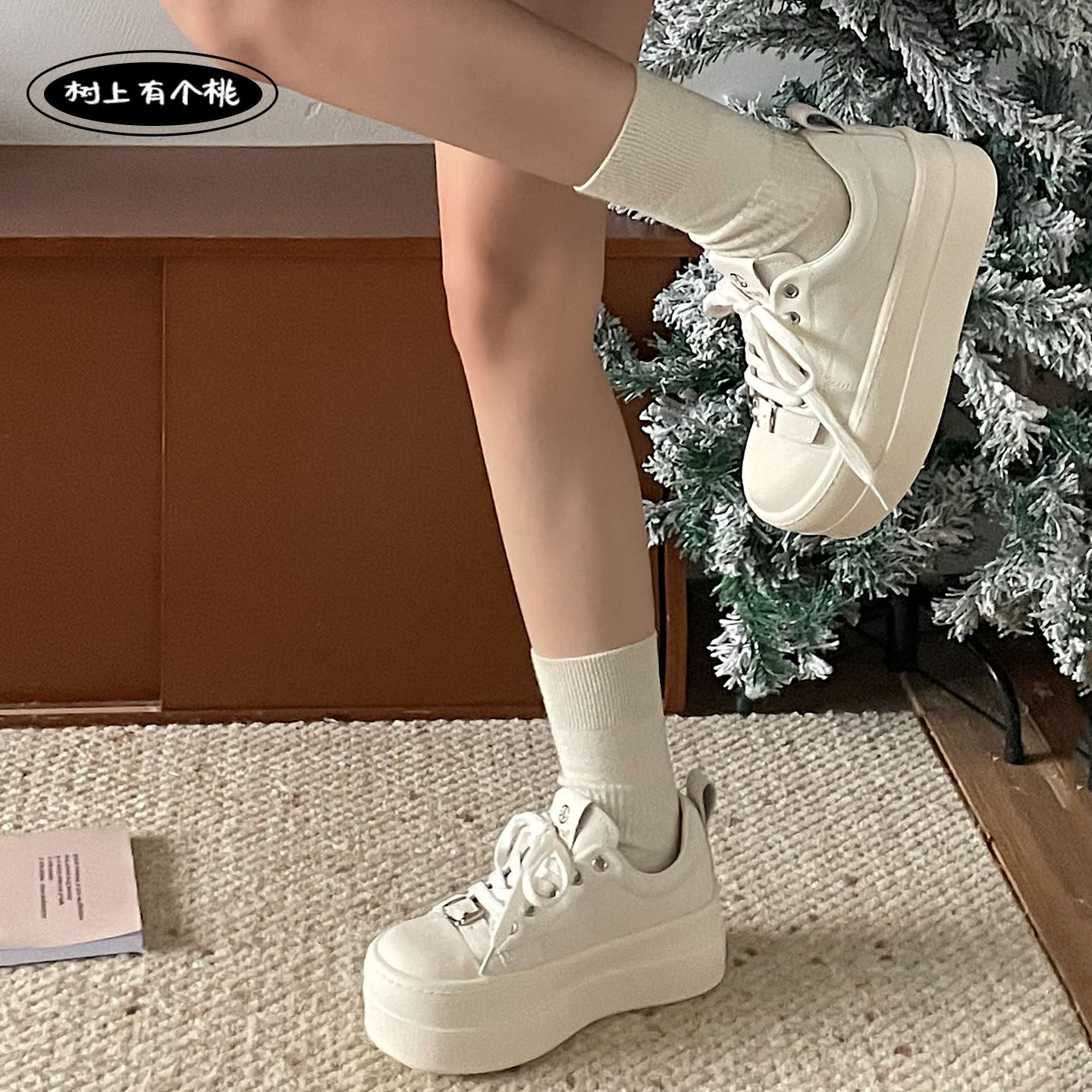 树上有个桃厚底小白鞋女2026春季新款百搭增高休闲板鞋大头面包鞋