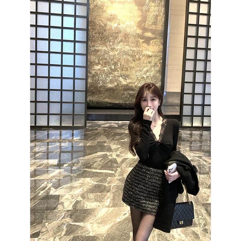 愉悦愉悦白色扭结蕾丝长袖T恤女春季性感气质收腰针织打底衫上衣