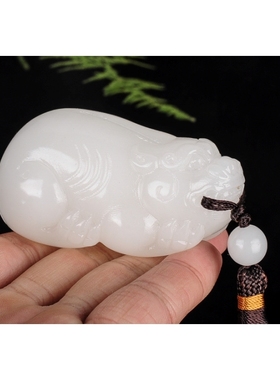 新疆和田玉把件 天然昆仑白玉原石手把件 招财貔貅手玩件 男女款
