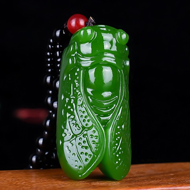 天然和田玉白玉籽料知了吊坠菠菜绿碧玉一鸣惊人玉蝉项链挂坠男女