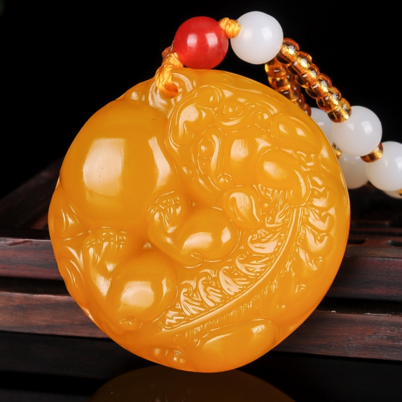 和田白玉貔貅玉坠貔貅抱球有求必应碧玉貔貅吊坠男女款黄玉吊坠