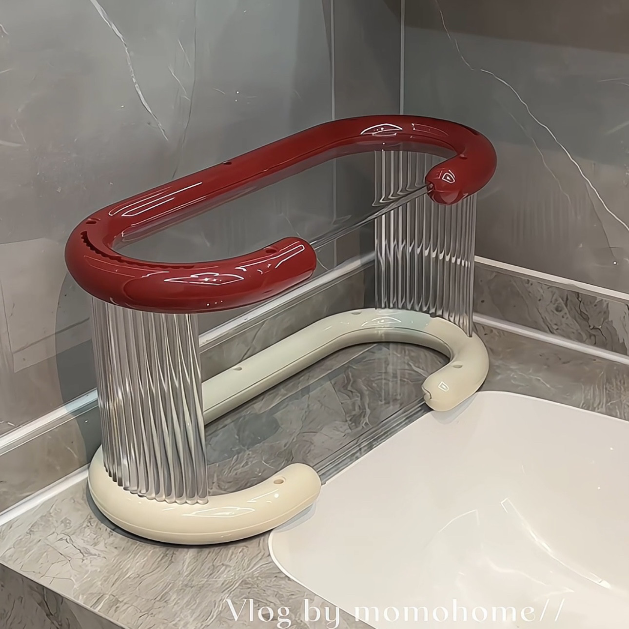 MOMO HOME家居透明化妆品置物架梳妆台护肤品香水收纳整理