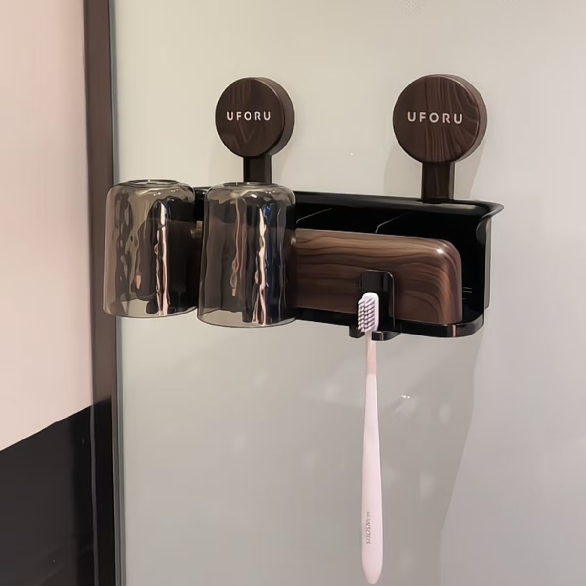 MOMO中古风牙刷置物架卫生间吸盘壁挂式免打孔刷牙杯漱口杯PH